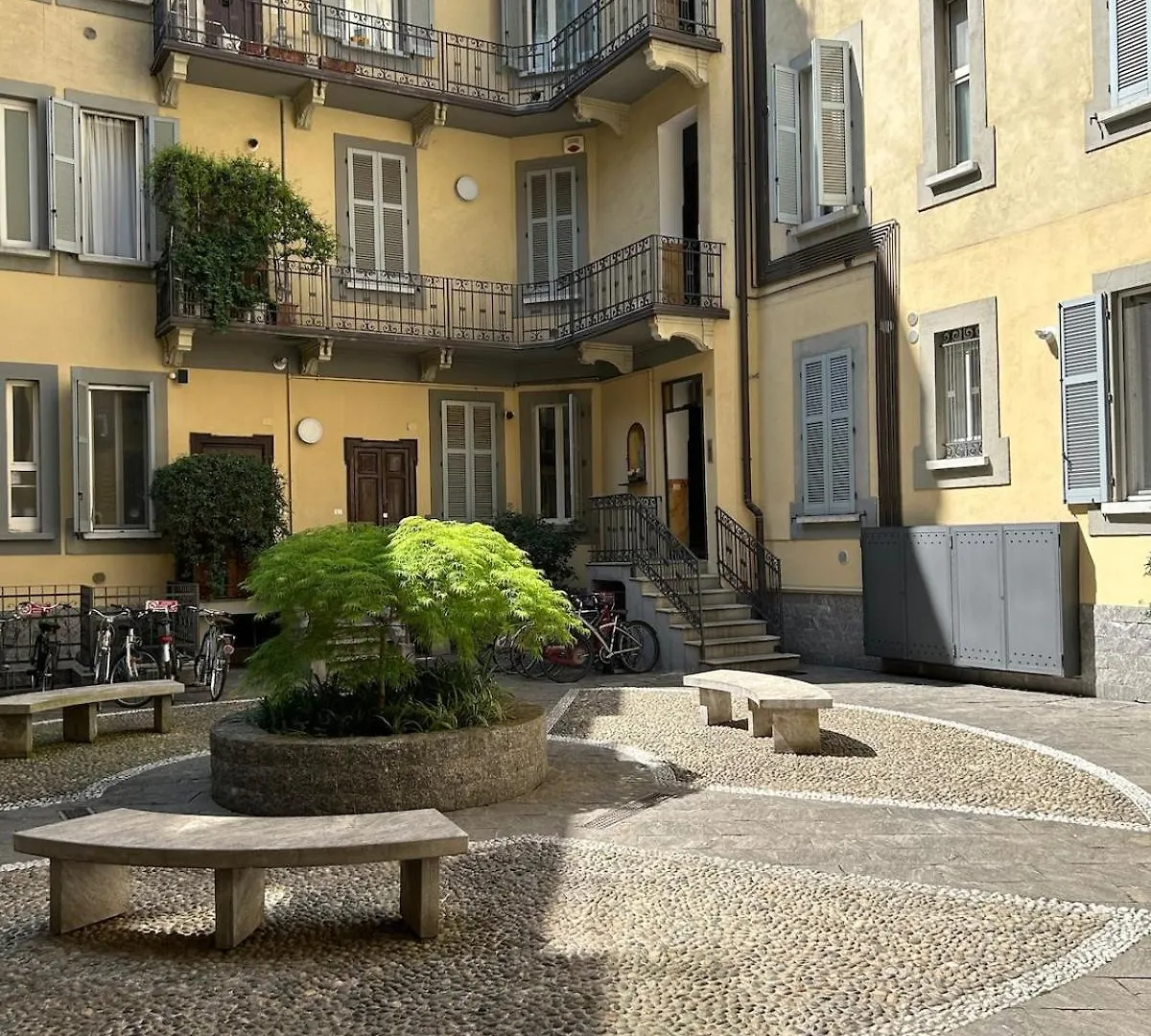 Bilocale Nel Cuore Di Isola Milan Apartment